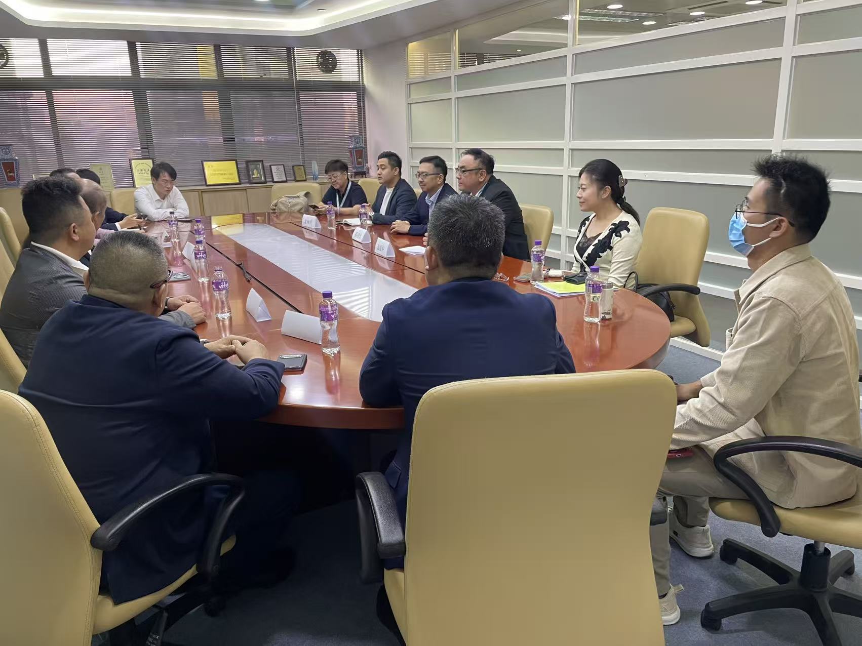 瓊澳雙港交流座談會橢圓桌